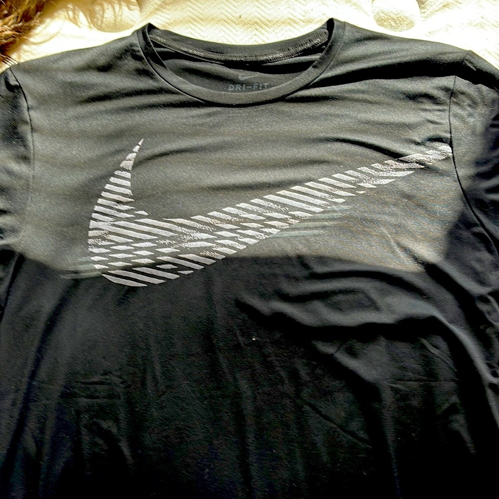 Nike Swoosh T-Shirt